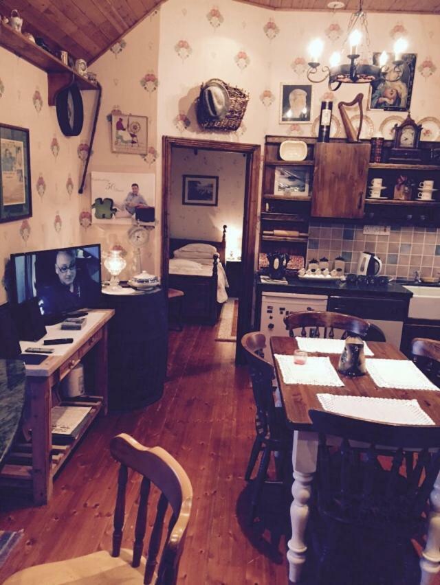 Teresas Cottage Donegal Town Extérieur photo